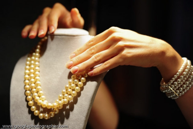 Pearl Necklace Product Photography